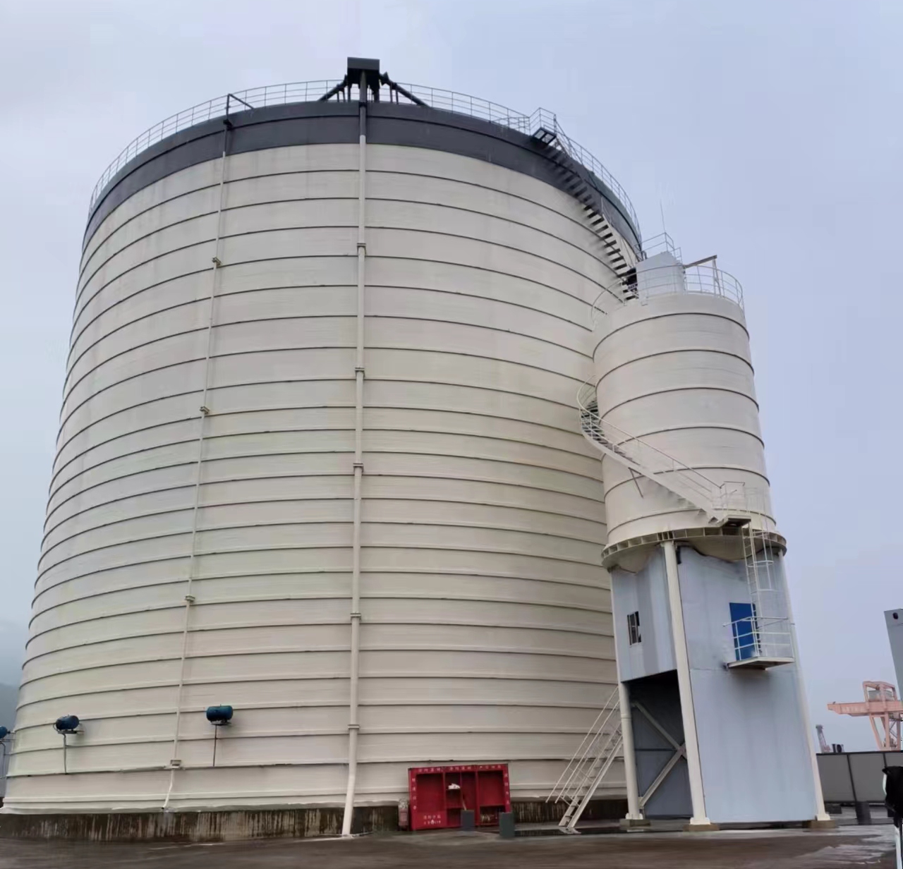 石碌镇10万吨水泥钢板库